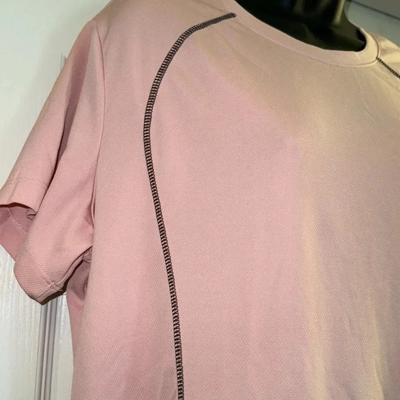 Nike Performance Pink Tee Shirt - Picture 3 of 9